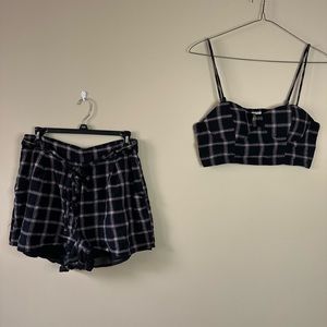 American Eagle shorts and crop top set